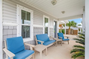 House | Terrace/patio