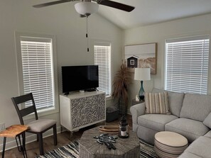 House | Living area | 42-inch Smart TV with digital channels, Netflix, Hulu