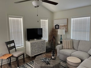 House | Living area | 42-inch Smart TV with digital channels, Netflix, Hulu