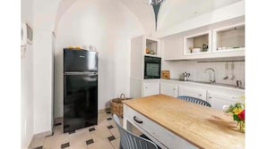 Four, plaque de cuisson