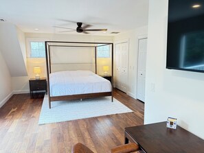 4 bedrooms, iron/ironing board, free WiFi, bed sheets