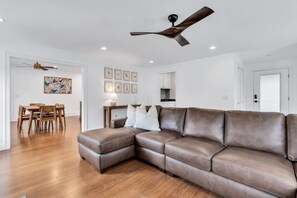 Smart TV - Private Pool, Game Room & Tons of Fun in Harwich RPAM118 (Harwich)