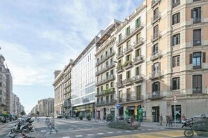 Miscellaneous - Your Stylish Barcelona Escape Near Passeig de Gracia (Barcelona)