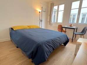 1 bedroom, Internet, bed sheets - Le studio Saint Merri (Paris)