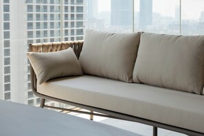 Interior - KeyRock - Palm View Luxury Stay in Grand Bleu (Dubai)