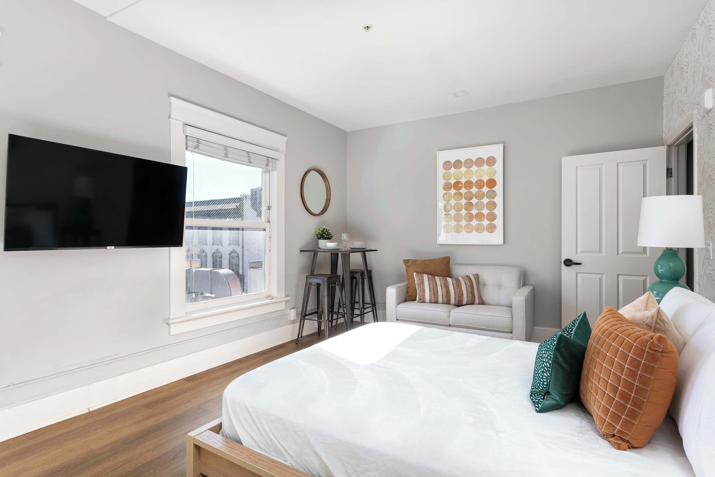 Bügeleisen/Bügelbrett, WLAN, Bettwäsche