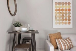 Interior - Boutique Studio w/ Kitchen | Sleeps 3 in Gaslamp! (San Diego)