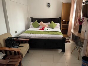 Habitación doble estándar | Wifi gratis y ropa de cama