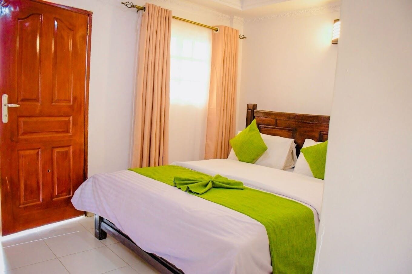 行政双人房 | 免费 WiFi、床单