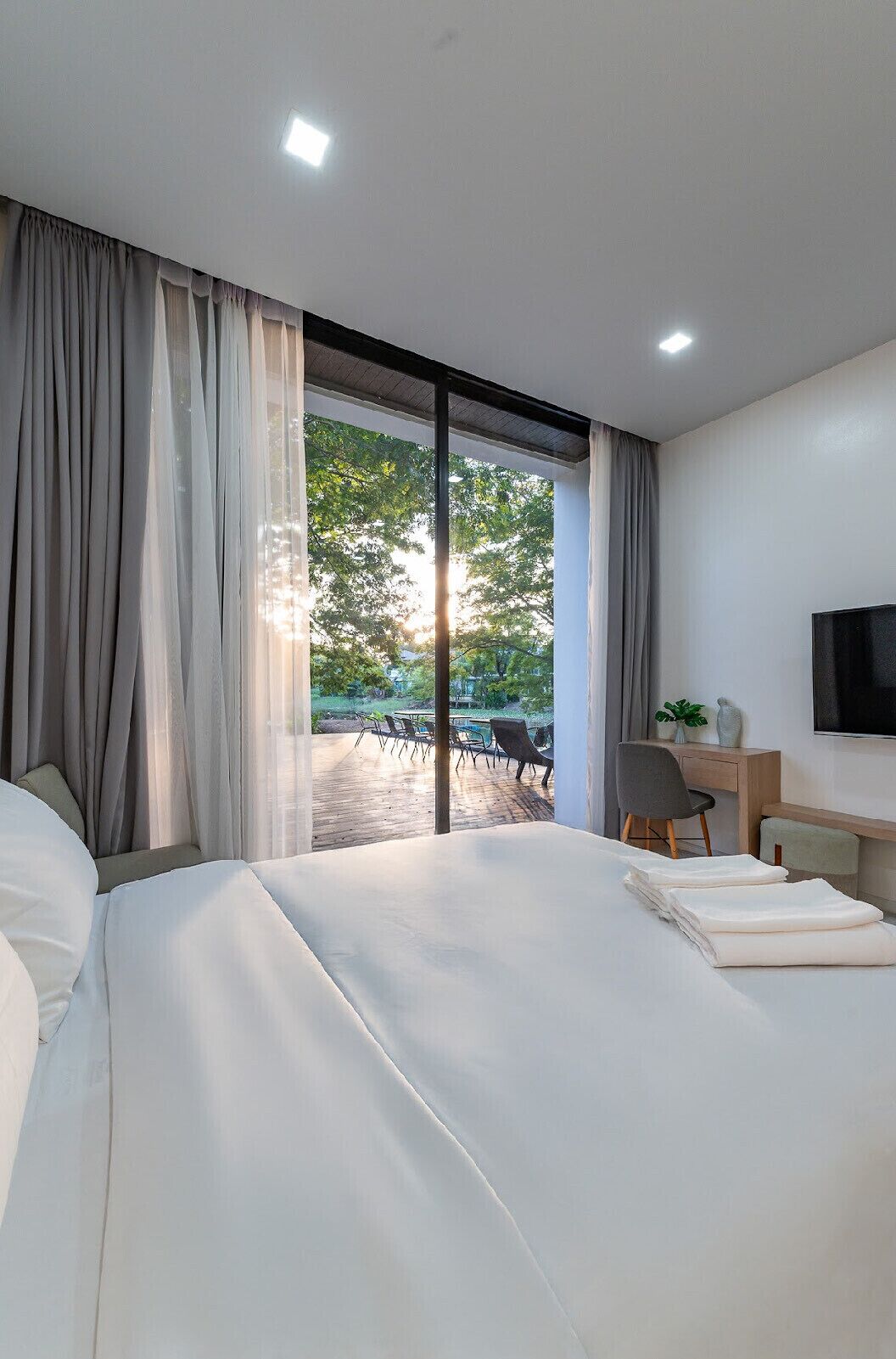 5 soverom, internettilgang og sengetøy