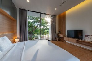 5 bedrooms, internet, bed sheets