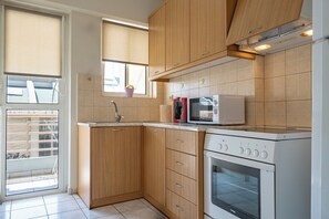 Four à micro-ondes, un four