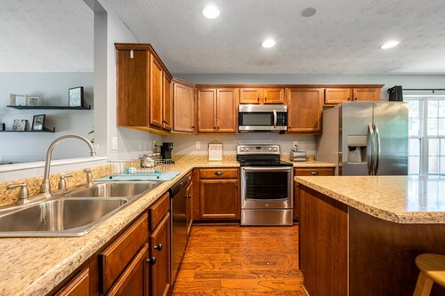 18 Larkspur Ln Emerson