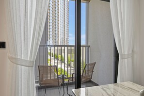 Deluxe appartement, balkon, uitzicht op stad | Balkon