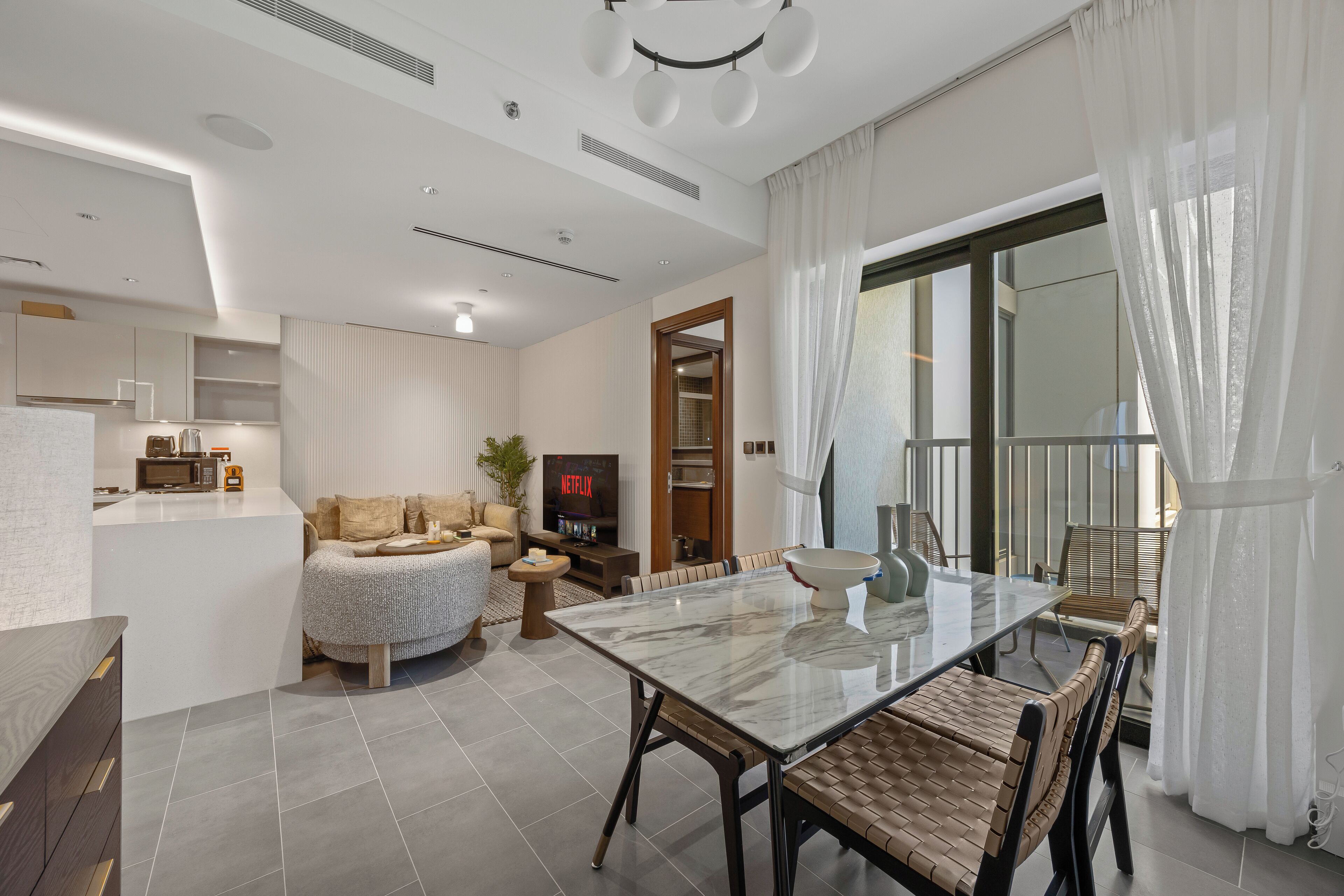 华丽公寓, 阳台, 城市景观 | 客厅