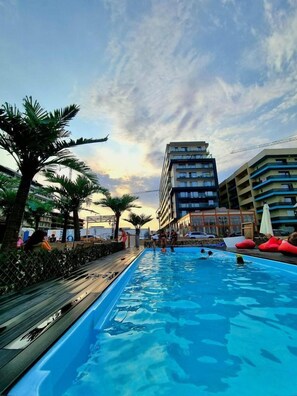 Seasonal outdoor pool