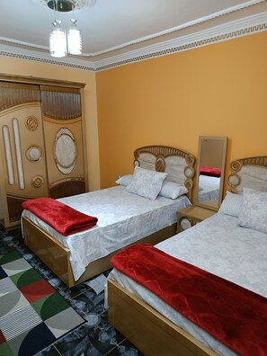 2 chambres, bureau, fer et planche à repasser, Wi-Fi gratuit