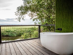 Property grounds - The Red House (Chester)