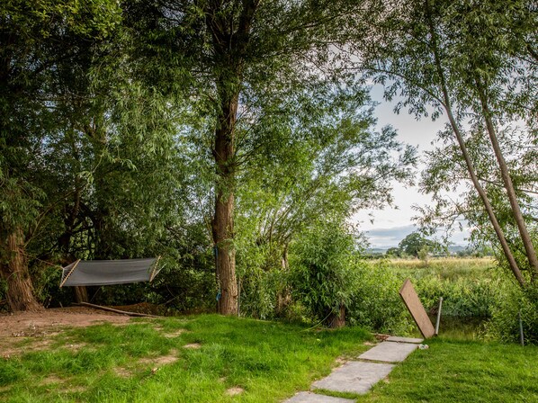 Property grounds - The Red House (Chester)