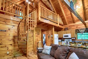 Fireplace - Beautiful Cabin For Rent in Hocking Hills Region of Ohio (Logan)