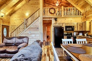 Interior - Idyllic Log Cabin Getaway in the Stunning Woodlands near Ash Cave, Ohio (Logan)