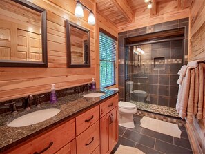 Jetted bath, towels, soap, shampoo