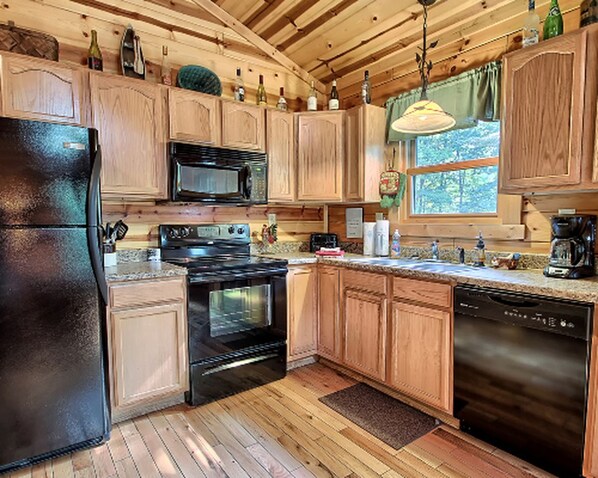 Fridge, microwave, stovetop, dishwasher