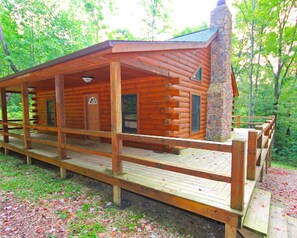 Exterior - Secluded Cabin Rental Tucked Away in the Countryside near Hocking Hills Park, Ohio (Logan)