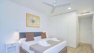 2 slaapkamers, een strijkplank/strijkijzer, reisbedje, gratis wifi