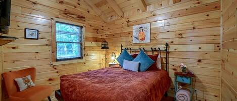 1 bedroom, bed sheets