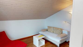 Fernseher, Stereoanlage