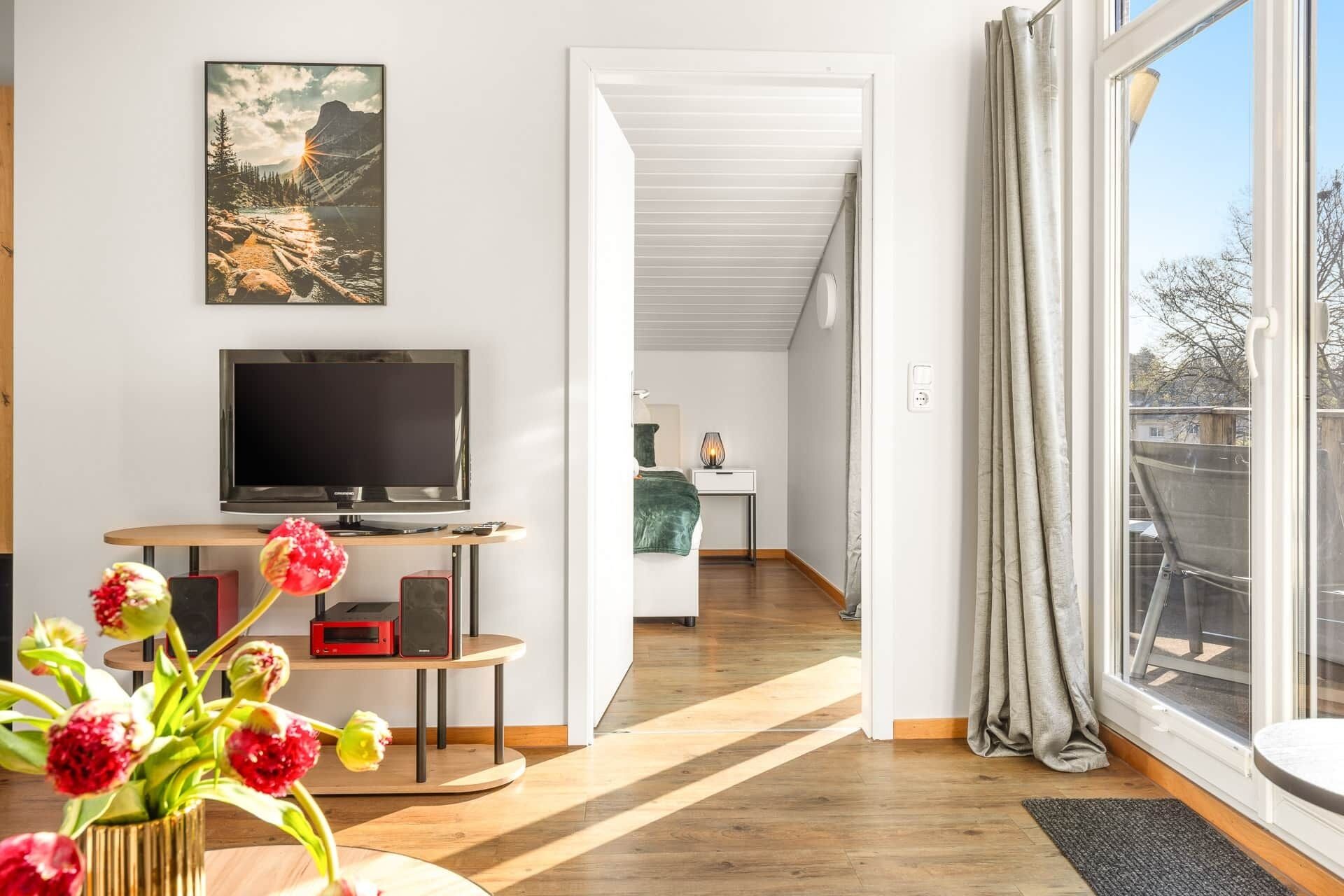 2 Schlafzimmer, Zimmersafe, Schreibtisch, Bügeleisen/Bügelbrett