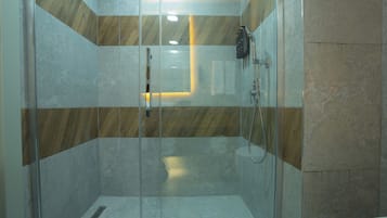Superior Triple Room | Bathroom | Shower, hair dryer, towels, soap