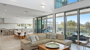 Téléviseur, livres