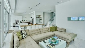 Unclassified image, 3 of 64, button - Miami Stunning Waterfront Villa Escape (North Bay Village)