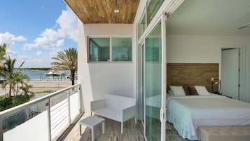 Villa | 6 bedrooms, Internet