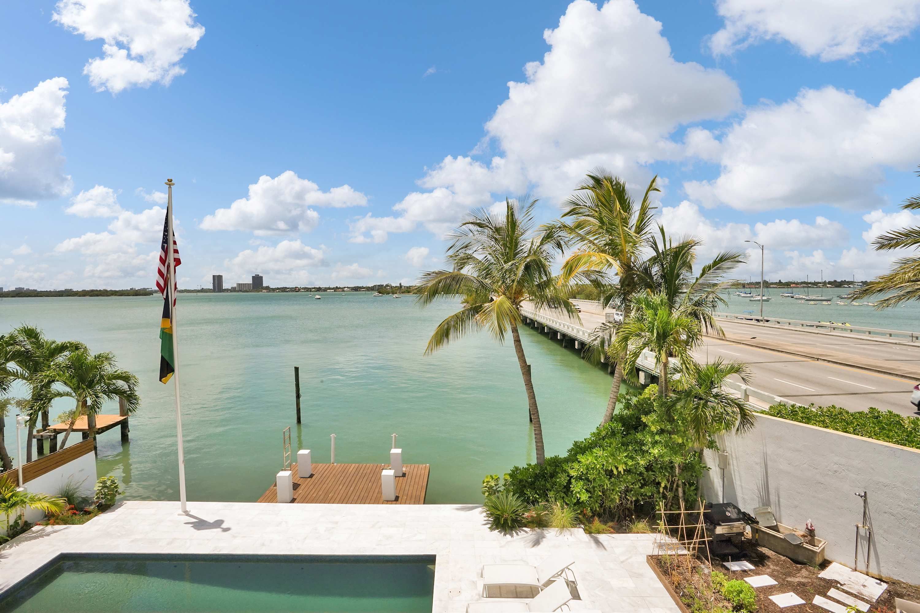 Villa | 6 dormitorios y Internet