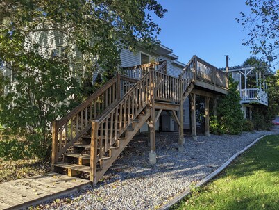 Large 1-Bdrm+ Apartment Surrounded by Nature in Rural Vermont