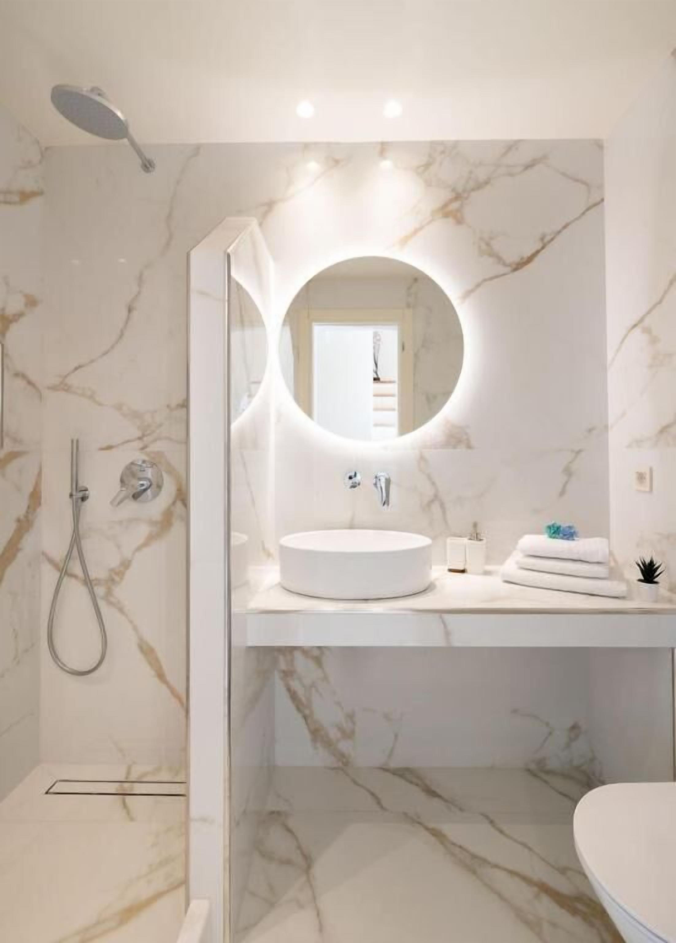 Luxury Suite, 2 Bedrooms, Balcony, Hill View | Bathroom