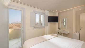 Luxury Apartment, 2 Bedrooms, Balcony, Hill View | In-room safe, soundproofing, iron/ironing board, free WiFi