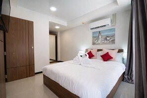 1 chambre, fer et planche à repasser, Wi-Fi, literie fournie