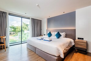 1 chambre, fer et planche à repasser, Wi-Fi, literie fournie