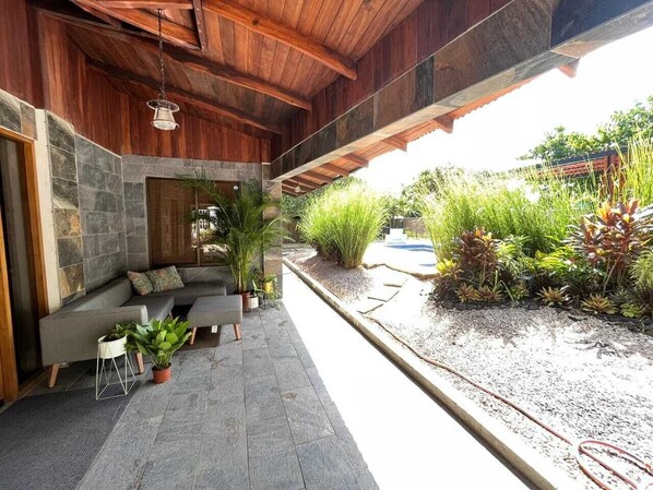 Terrace/patio - Mark Tamarindo Beach House (El Llano)