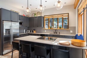 Lave-vaisselle, vaisselle et ustensiles