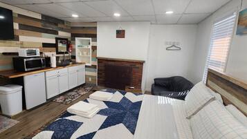 1 chambre, fer et planche à repasser, Wi-Fi, draps fournis