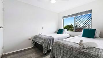 2 bedrooms