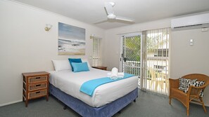 2 bedrooms, iron/ironing board