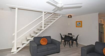 Coast Spacious Two Bedroom 1 Bathroom Apartment