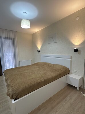 2 chambres, fer et planche Ă  repasser, Wi-Fi, draps fournis