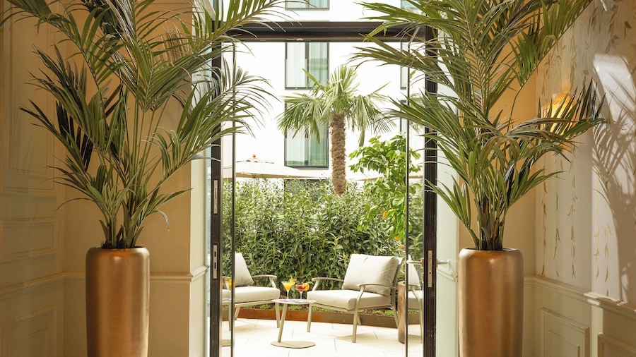 EST Hotel Palais Chotek NEW OPENING
